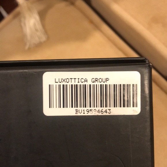 NEW w/ Box Versace Sunglasses with Dark Violet lenses and Transparent Red frame - Picture 7 of 7